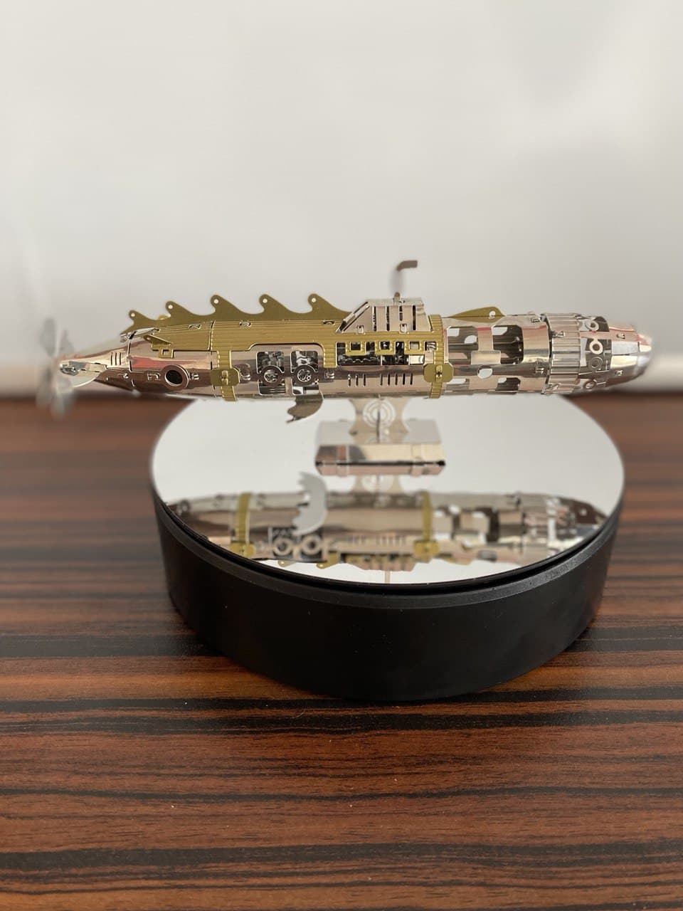 Rotating DisplayRotating DisplayTMK Handel