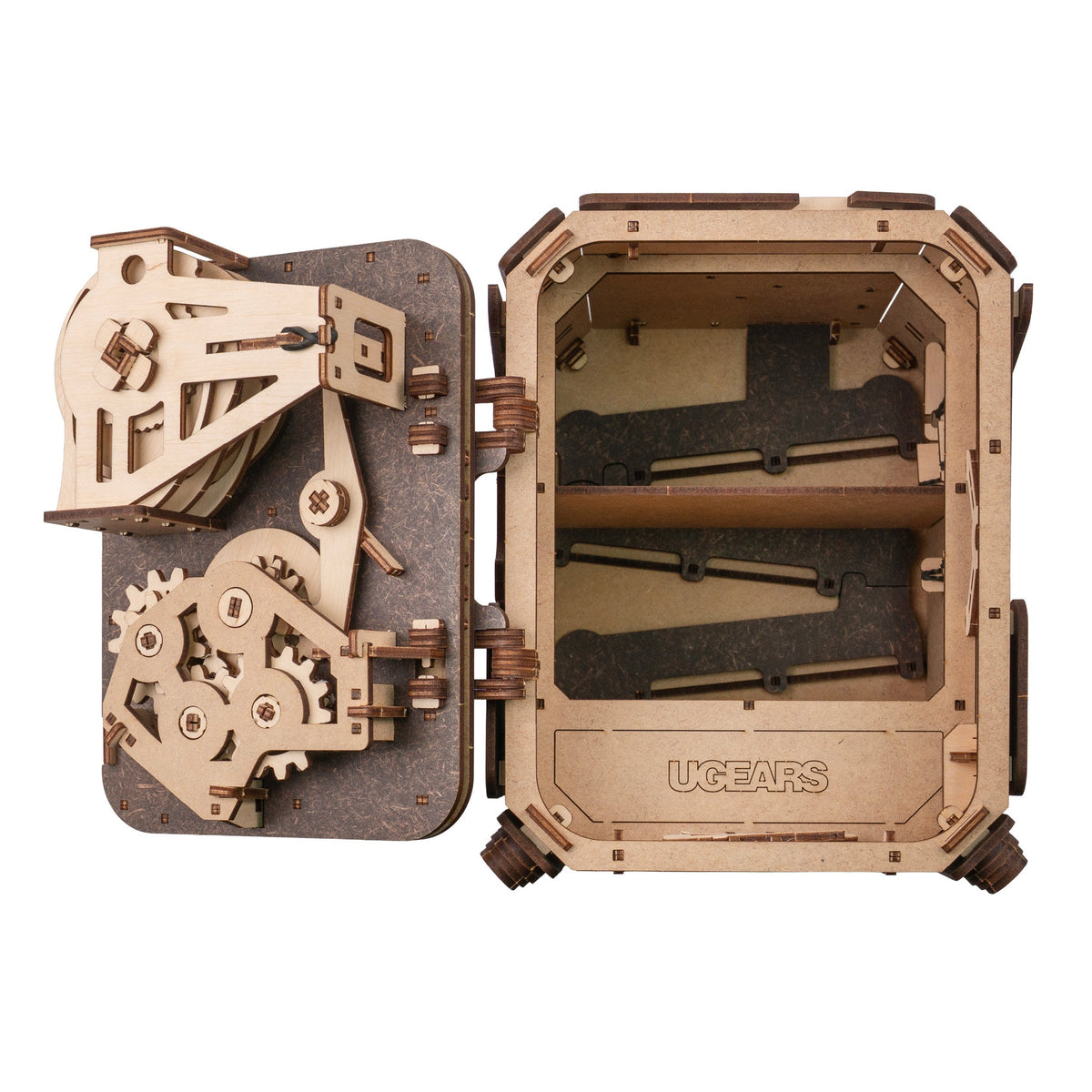 Safe Too aus Holz mit geöffneter Tür und Fächern