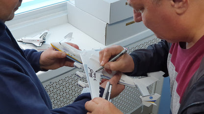 AIRCRAFT MODEL: ANTONOV AN-225 MRIYA UR-82060 WITH AUTOGRAPH PIC DMYTRAIRCRAFT MODELTMK HandelStatic